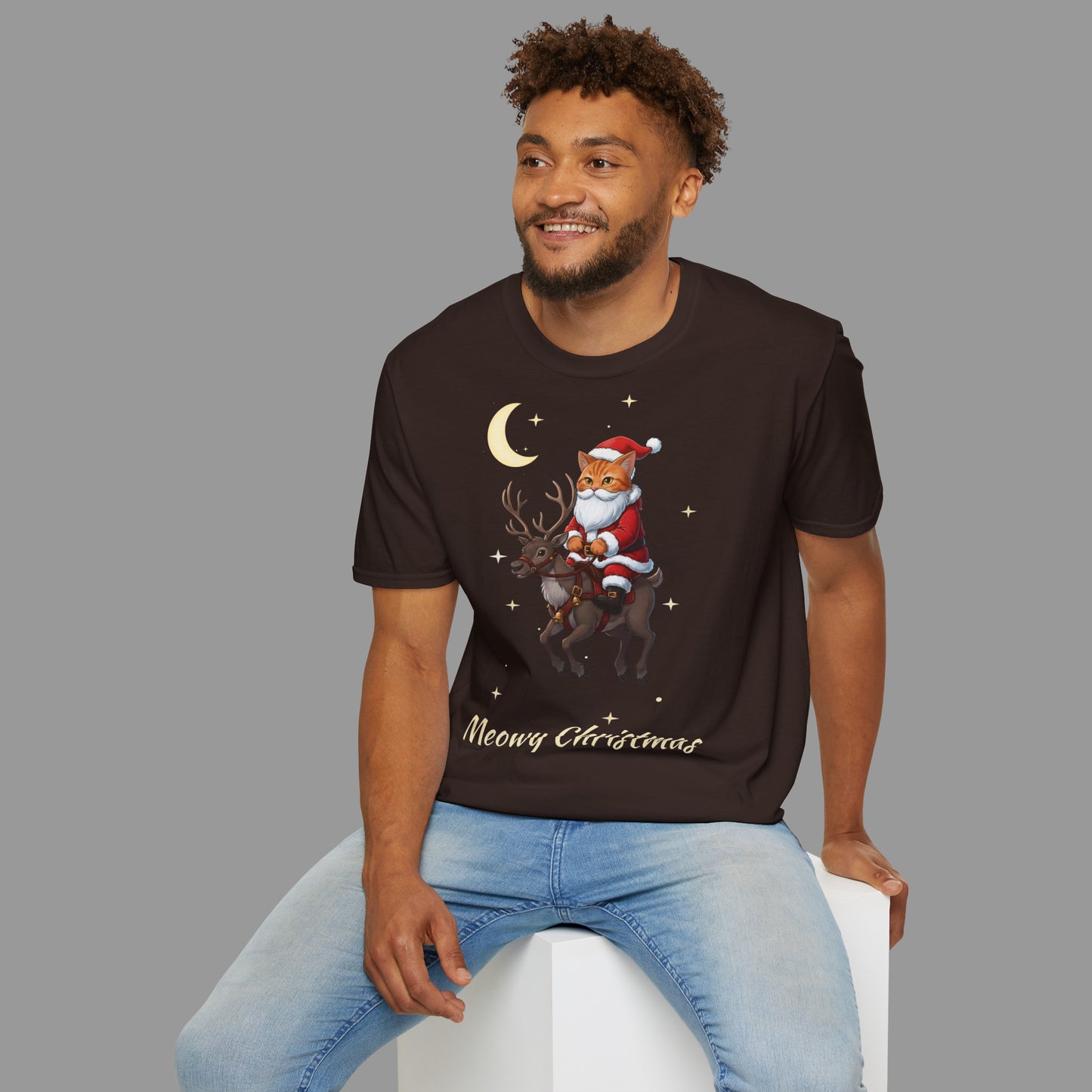 ZALOPA – Funny Christmas Cat T-Shirt with Santa Kitty and Reindeer | Meowy Christmas Holiday Graphic Tee for Cat Lovers.